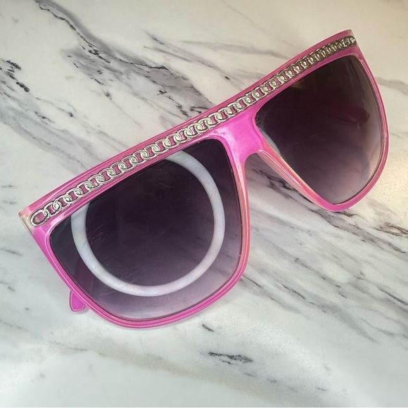 Oversized Chain Accent Dark Shade Glasses - Pink - Picture 4 of 9